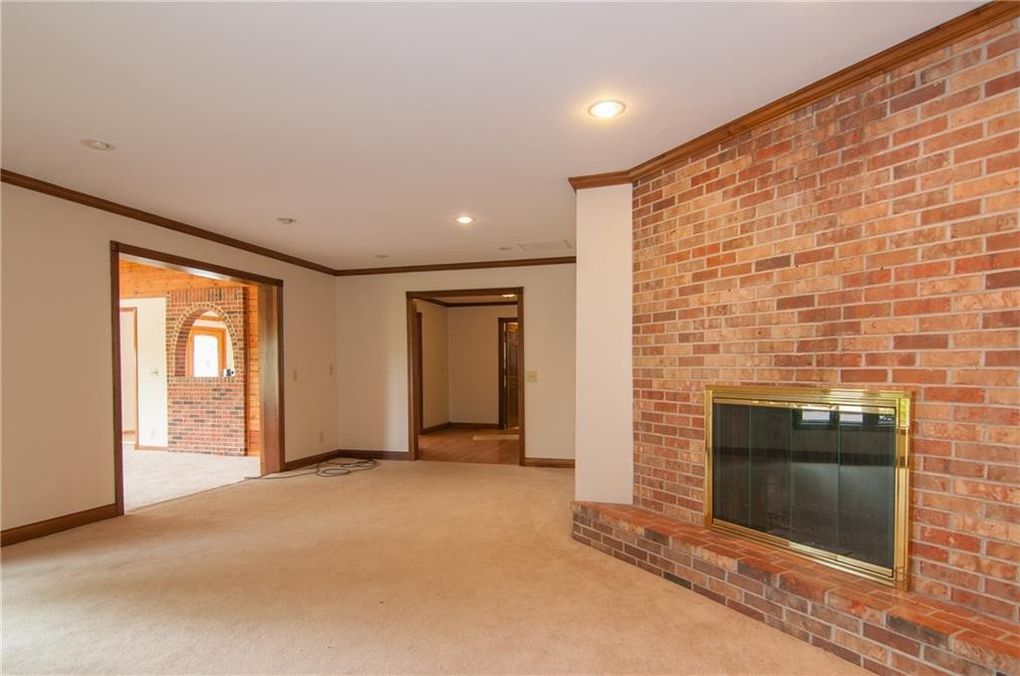 Listing 795 W 375 N, Lebanon IN 46052